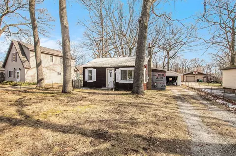 156 S Stewart, Muskegon, MI 49442