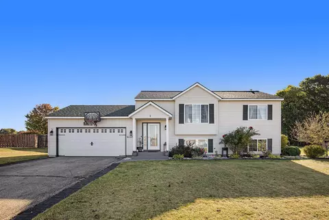 6149 Autumn Rdg, Greenville, MI 48838
