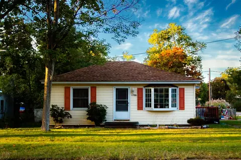 1766 Marquette, Muskegon, MI 49442