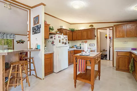 Kitchen - 5908 113th, Pullman, MI 49450 photo 1 of 4
