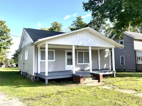65 S Clay, Coldwater, MI 49036
