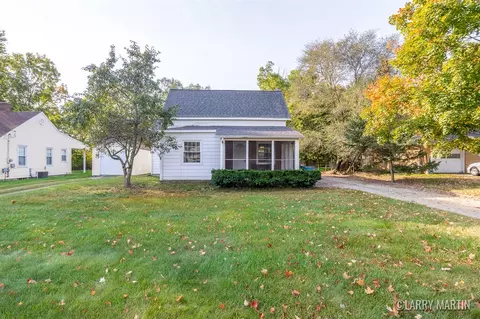 411 Sherman, Middleville, MI 49333