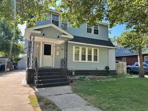 1061 W W Dl, Muskegon, MI 49441