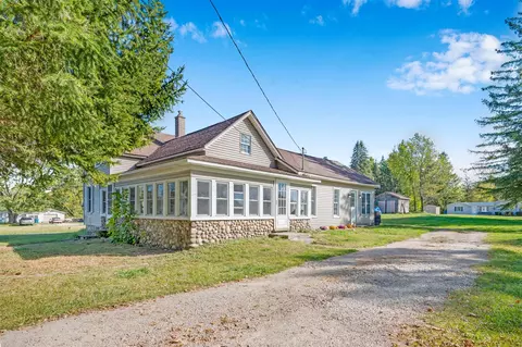 621 W Upton, Reed City, MI 49677