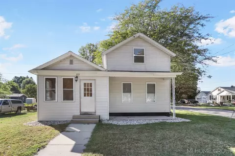 309 N Maple, Fennville, MI 49408