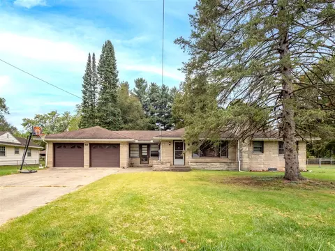3743 Saratoga, Kalamazoo, MI 49048