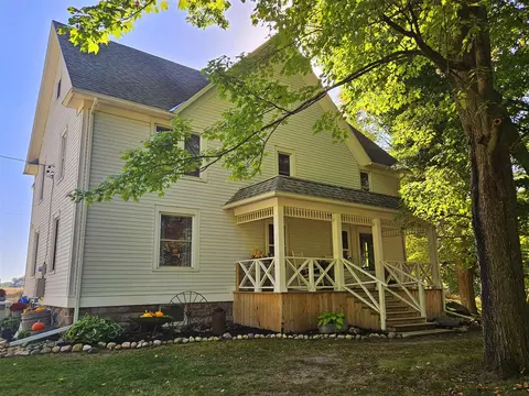 11565 S Enzian, Plainwell, MI 49080