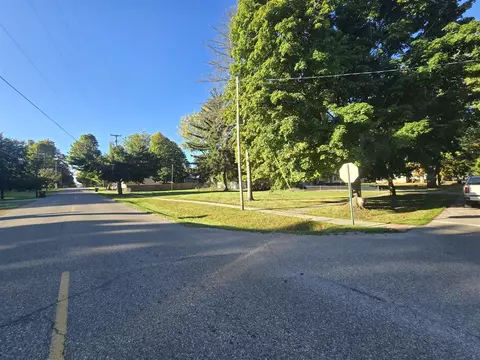 119 N Maple, Vernon, MI 48476