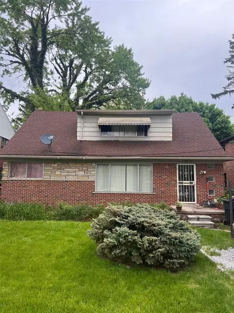 254256 Alter, Detroit, MI 48215