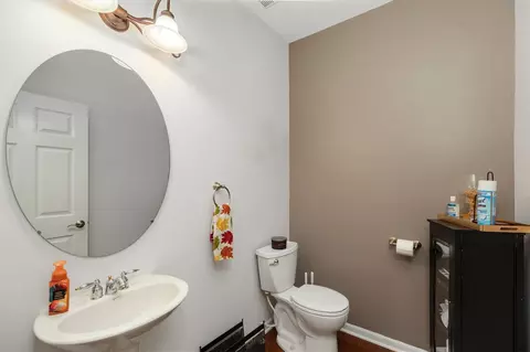 Bath - 47636 Scenic Cir S, Canton, MI 48188 photo 1 of 9