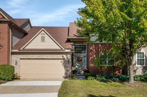 Exterior - 47636 Scenic Cir S, Canton, MI 48188 photo 2 of 10