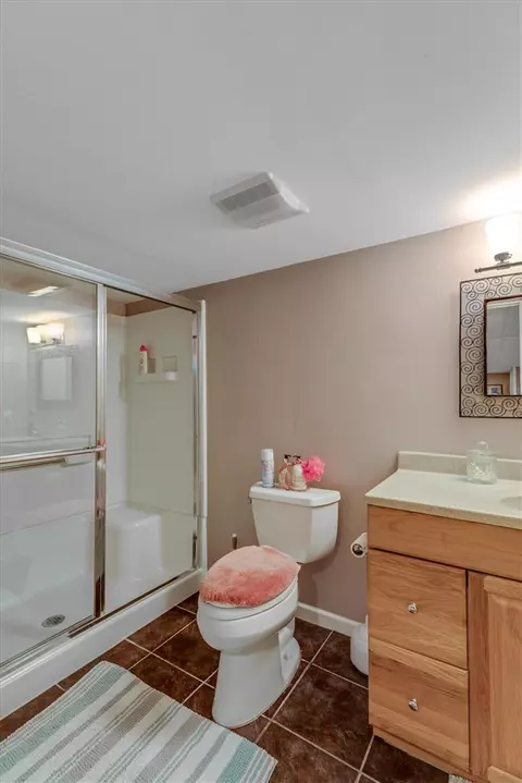 Bath - 47636 Scenic Cir S, Canton, MI 48188 photo 9 of 9