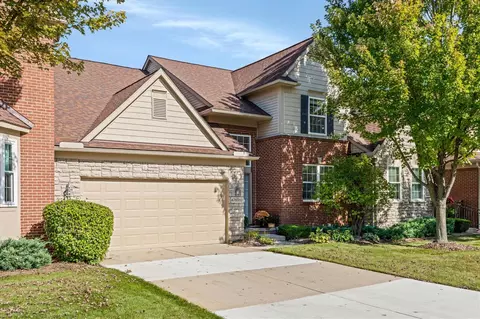 Exterior - 47636 Scenic Cir S, Canton, MI 48188 photo 3 of 10