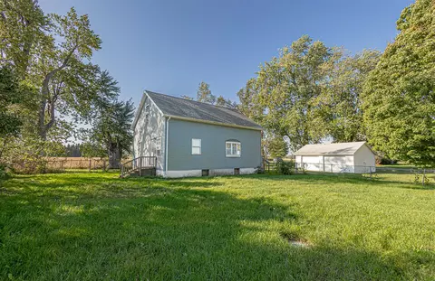 301 S Snow Pr, Coldwater, MI 49036