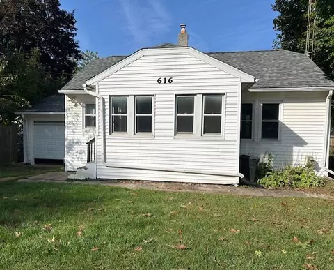 616 Fairyland, Jackson, MI 49202