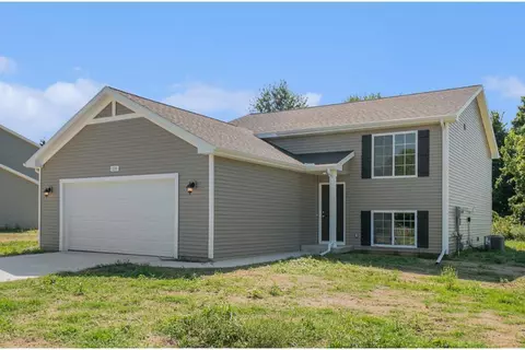 1130 Anna, Saint Joseph, MI 49085