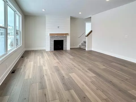 Living - 3353 Eagle Peak, Jenison, MI 49428 photo 6 of 6