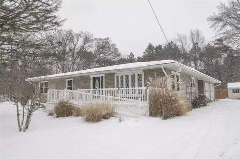 11584 104th, West Olive, MI 49460