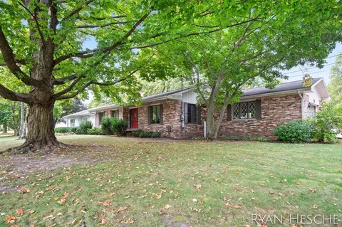 219 N Lincoln, Stanton, MI 48888 photo 2