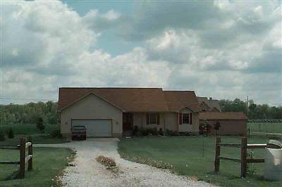 10402 E Bristol, Davison, MI 48423 photo 1