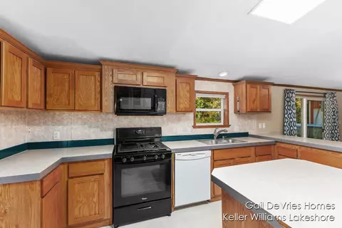 3149 Fawn, Hamilton, MI 49419 photo 9