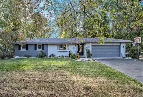 8265 Lake Vis, Richland, MI 49083