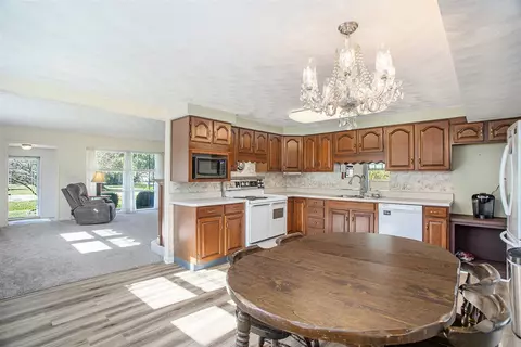 2613 Renfrew, Jackson, MI 49201 photo 10