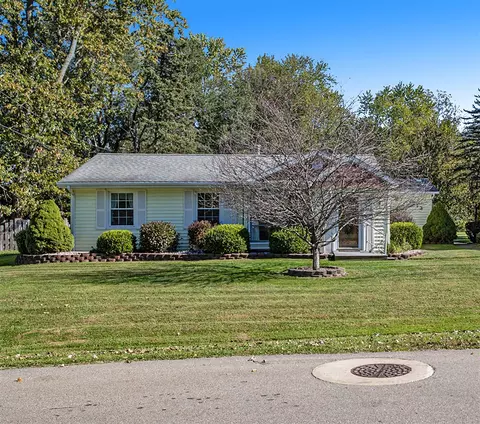 2613 Renfrew, Jackson, MI 49201 photo 2