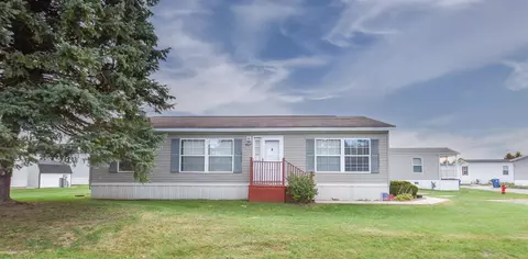 467 Equestrian, Quincy, MI 49082