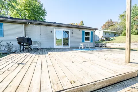Exterior - 619 Circle Rdg, Buchanan, MI 49107 photo 12 of 12