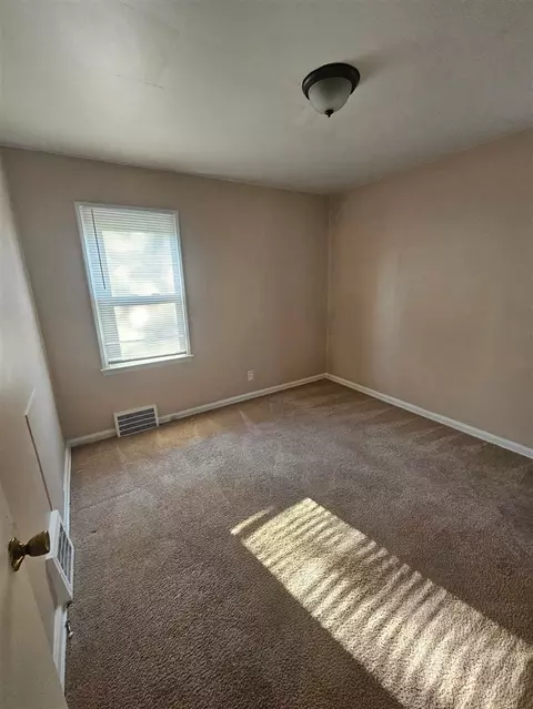 Bedroom - 4428 Winifred, Wayne, MI 48184 photo 3 of 5