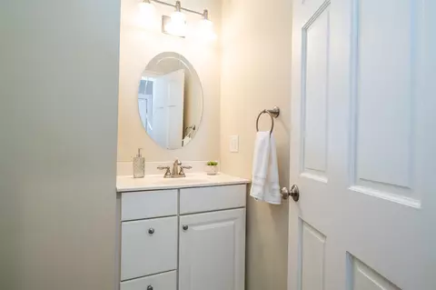 Bath - 512 Wayne, Saint Joseph, MI 49085 photo 3 of 5