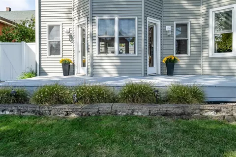 Exterior - 512 Wayne, Saint Joseph, MI 49085 photo 2 of 8