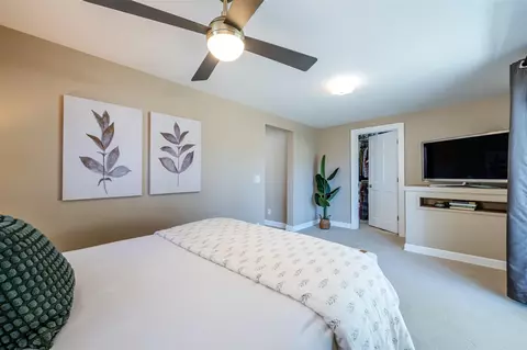 Bedroom - 512 Wayne, Saint Joseph, MI 49085 photo 2 of 7