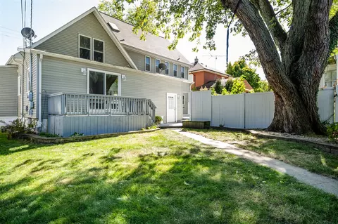 Exterior - 512 Wayne, Saint Joseph, MI 49085 photo 7 of 8