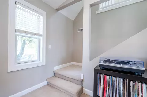 Entry Way - 512 Wayne, Saint Joseph, MI 49085 photo 3 of 5