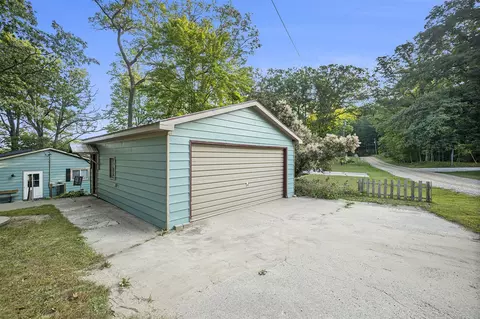 309 Harbison, Bitely, MI 49309 photo 21