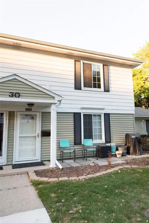 38166 Greenwood, Westland, MI 48185