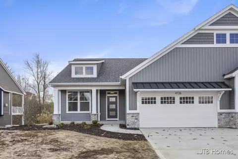 4726 Albright #12, Grandville, MI 49418
