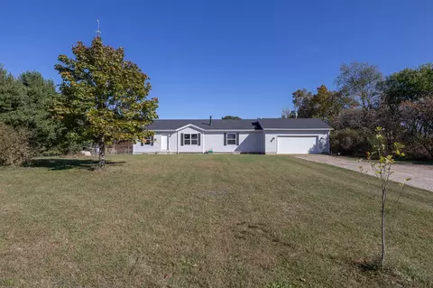 17340 Peach Rdg, Kent City, MI 49330