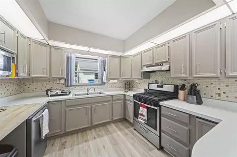 416 N West, Jackson, MI 49201 photo 10