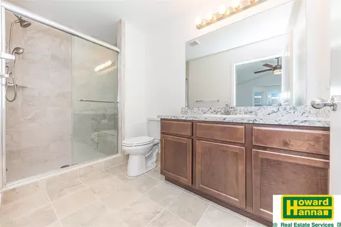 Bath - 480 Maple Cv, Saline, MI 48176 photo 1 of 4