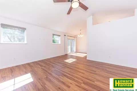 Living - 480 Maple Cv, Saline, MI 48176 photo 3 of 4