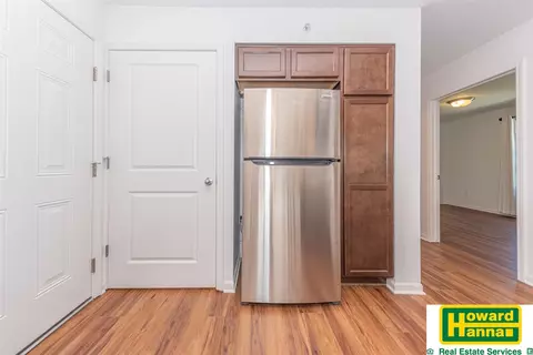 Kitchen - 480 Maple Cv, Saline, MI 48176 photo 4 of 5