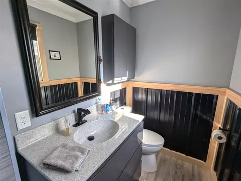 Bath - 67080 Oxbow, Constantine, MI 49042 photo 1 of 3