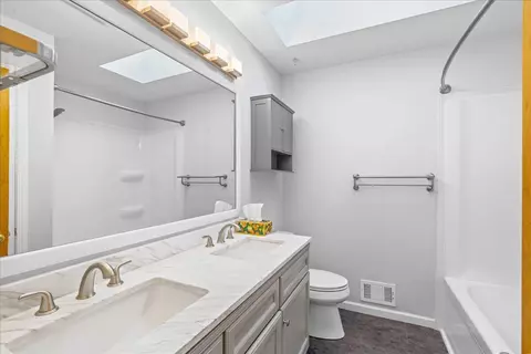 Bath - 1277 Calumet, Dewitt, MI 48820 photo 1 of 2