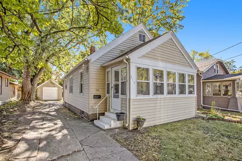 215 Eldred, Battle Creek, MI 49015