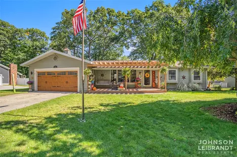 1104 Ivanhoe, Muskegon, MI 49445