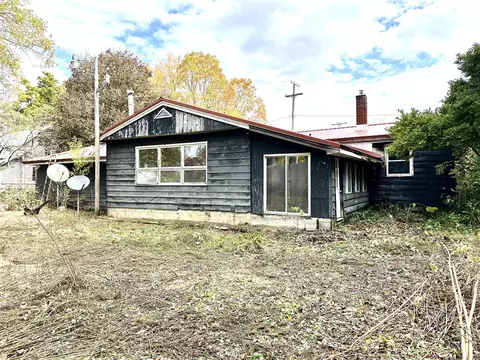 804 S Main St, Crystal, MI 48818 photo 6
