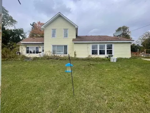 231 E Garland, Harrietta, MI 49638